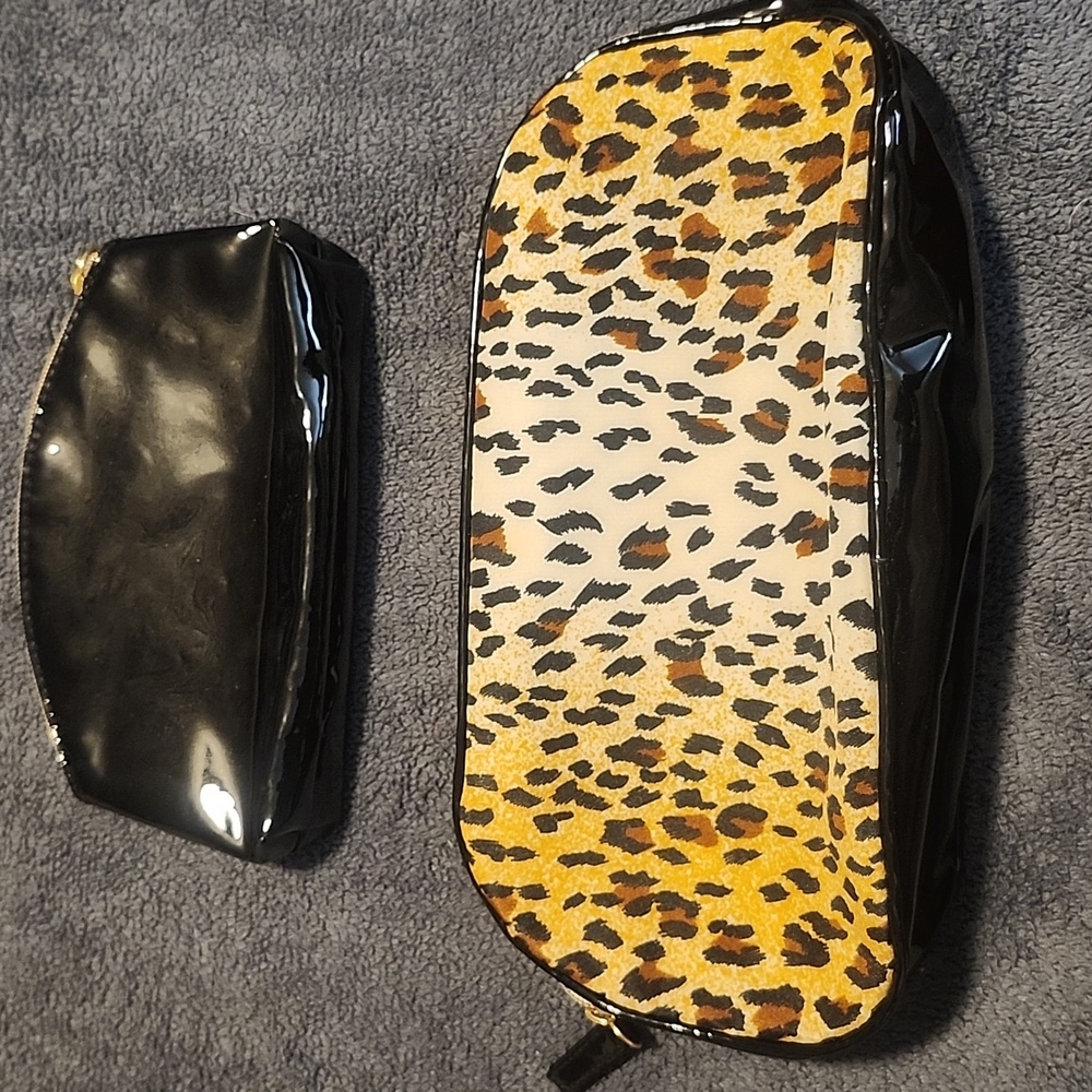 Lancome Brand 2 piece cosmetic bag set